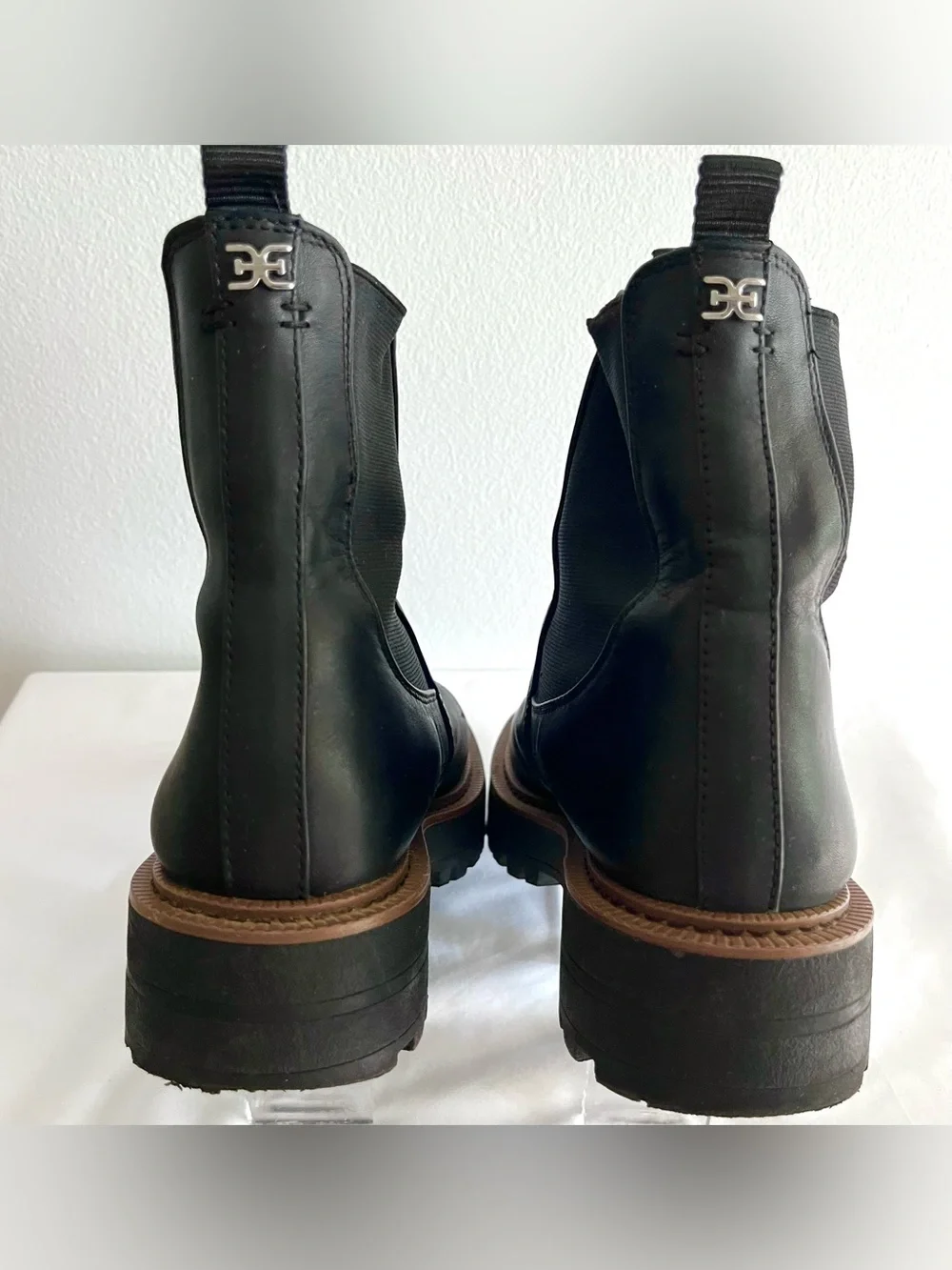 Sam Edelman Women’s Classic  Black Leather Chelsea Lug Boots Size 7 Grunge BTS